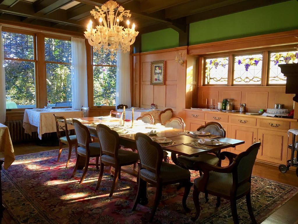 Prior Castle Inn Βικτώρια Εξωτερικό φωτογραφία